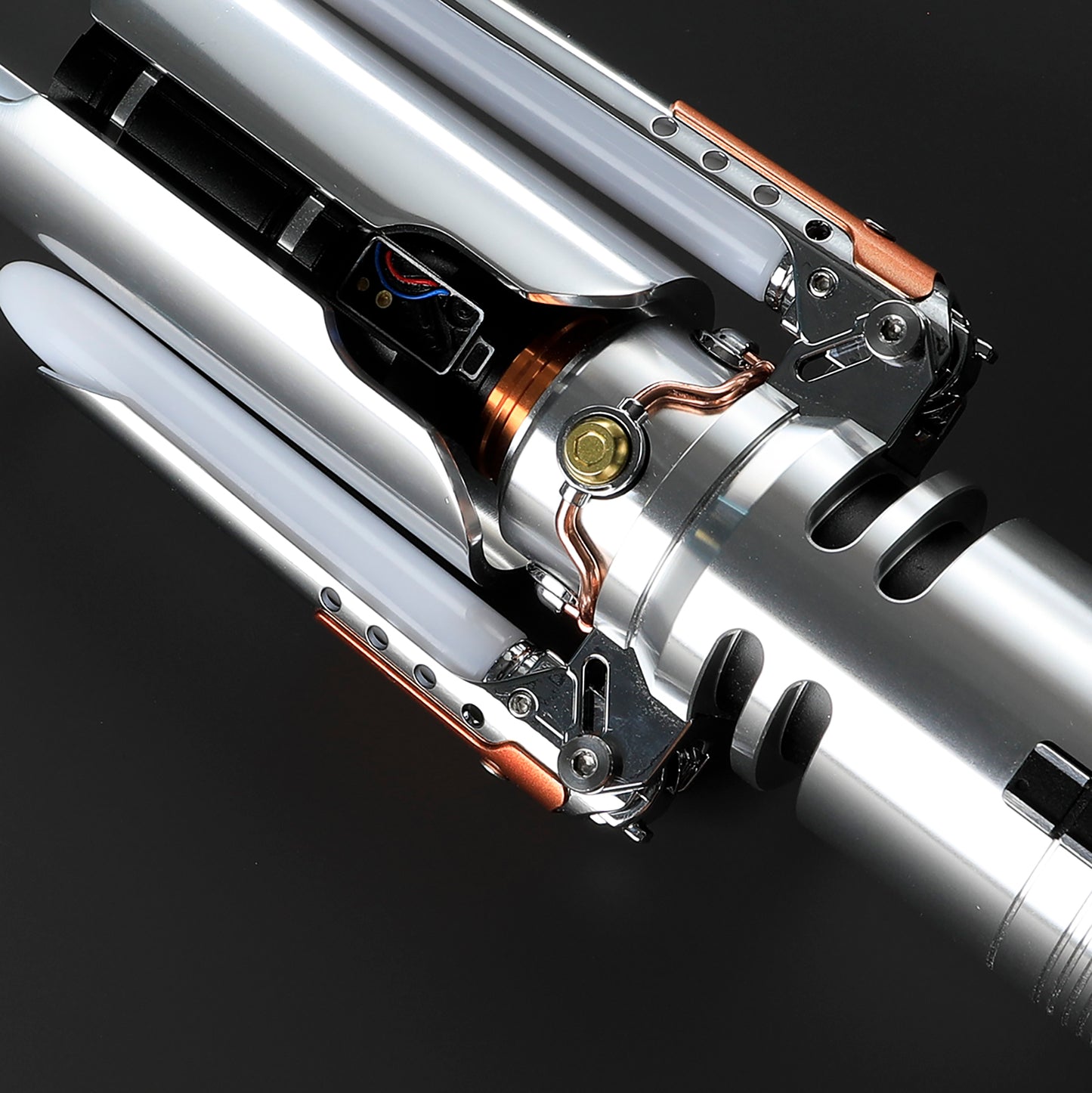 Survivor Crossguard | Saber
